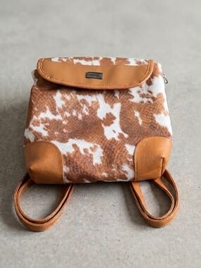 Backpack with cowhide print and vinyl details - Brown